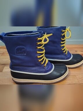 Sorel Women's Blue Waterproof Winter Boots